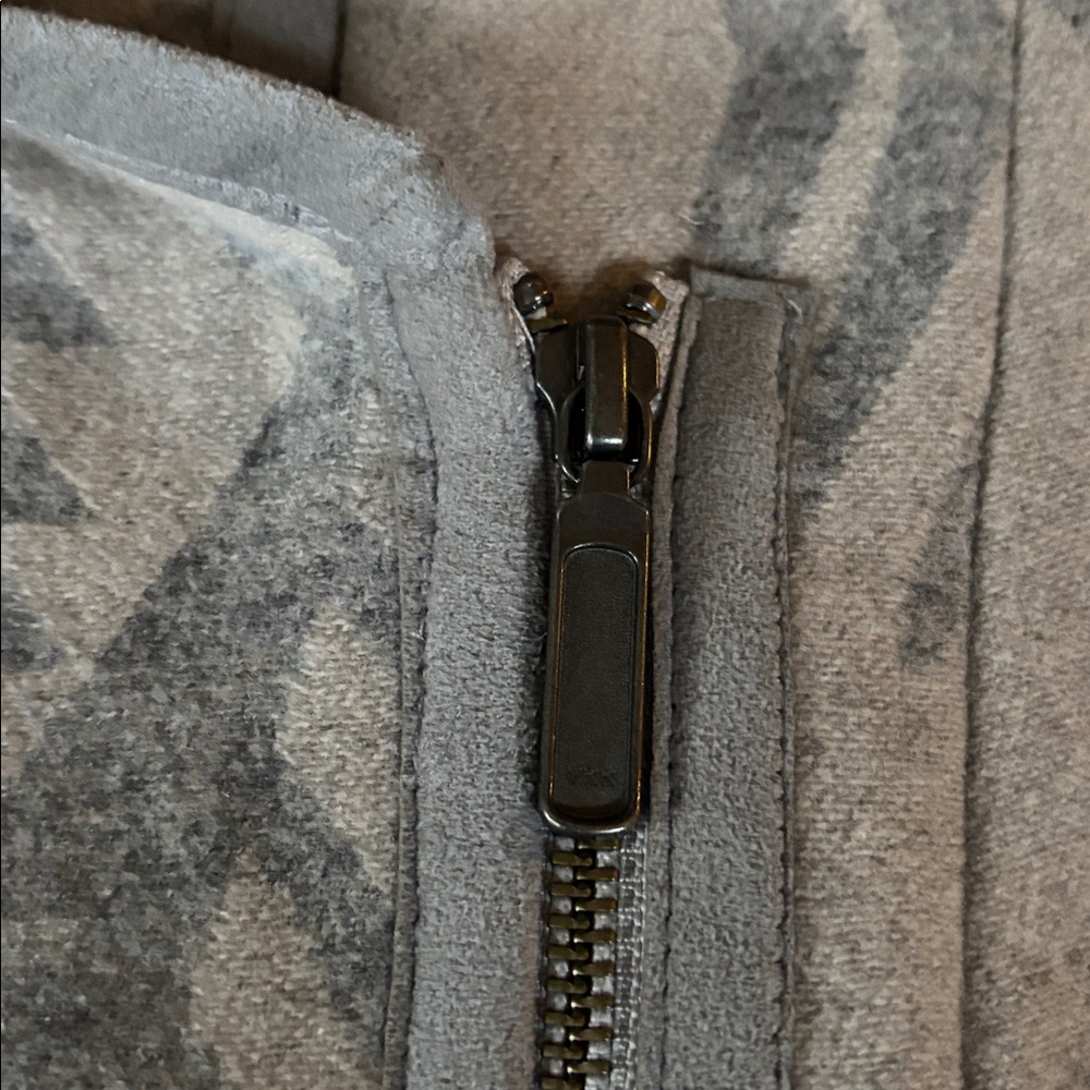 Pendleton Gray Diamond Pattern Vest - image 3